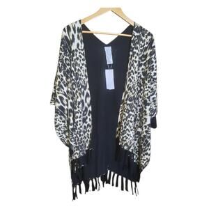 Chico's Womens Black Animal Print Reversable Ruana Size S/M NWT